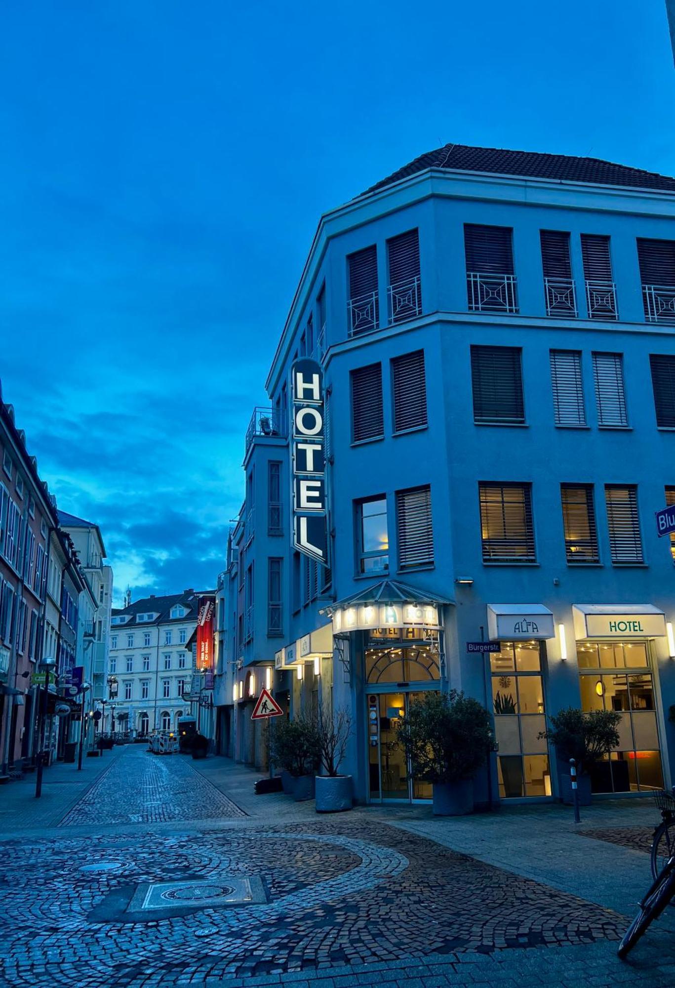 Alfa Hotel Karlsruhe Exteriör bild
